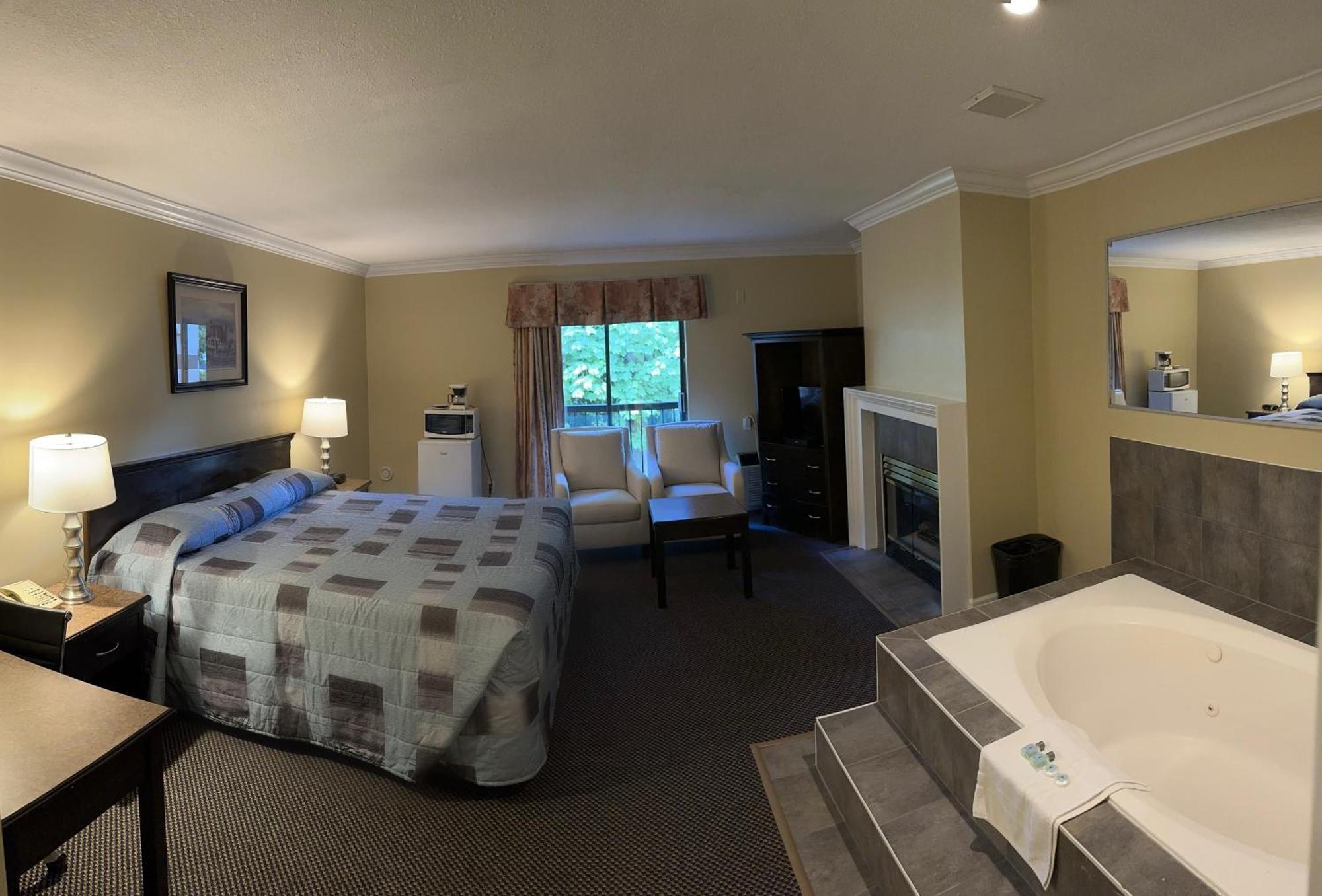 Canadian Inn Σάρρεϋ Εξωτερικό φωτογραφία